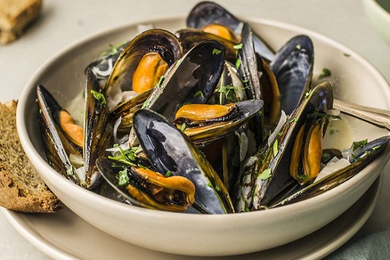 Steamed Mussels